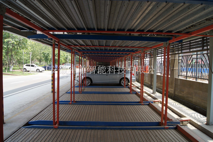 半地下車(chē)庫(kù)機(jī)械停車(chē)位
